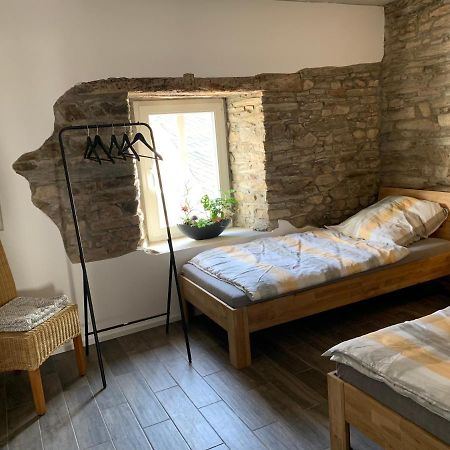 Ferienwohnung Am Wald-Und Wiesenkorb Kell am See エクステリア 写真