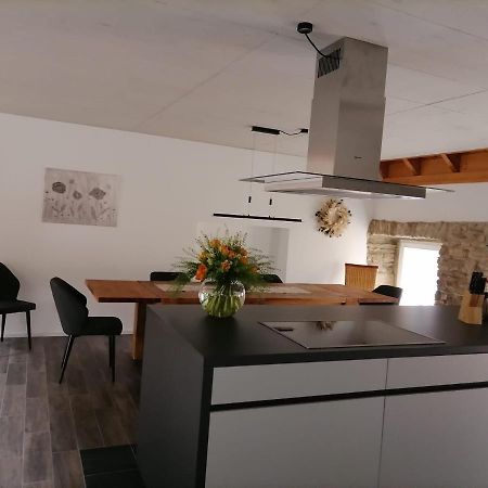 Ferienwohnung Am Wald-Und Wiesenkorb Kell am See エクステリア 写真
