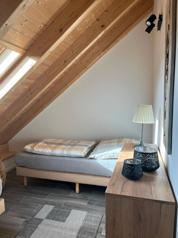 Ferienwohnung Am Wald-Und Wiesenkorb Kell am See エクステリア 写真