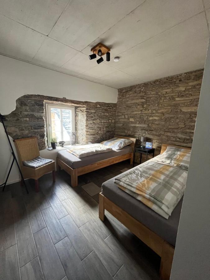 Ferienwohnung Am Wald-Und Wiesenkorb Kell am See エクステリア 写真