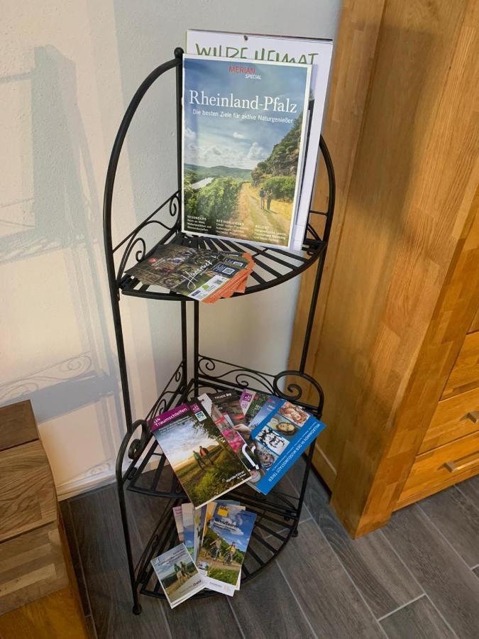 Ferienwohnung Am Wald-Und Wiesenkorb Kell am See エクステリア 写真