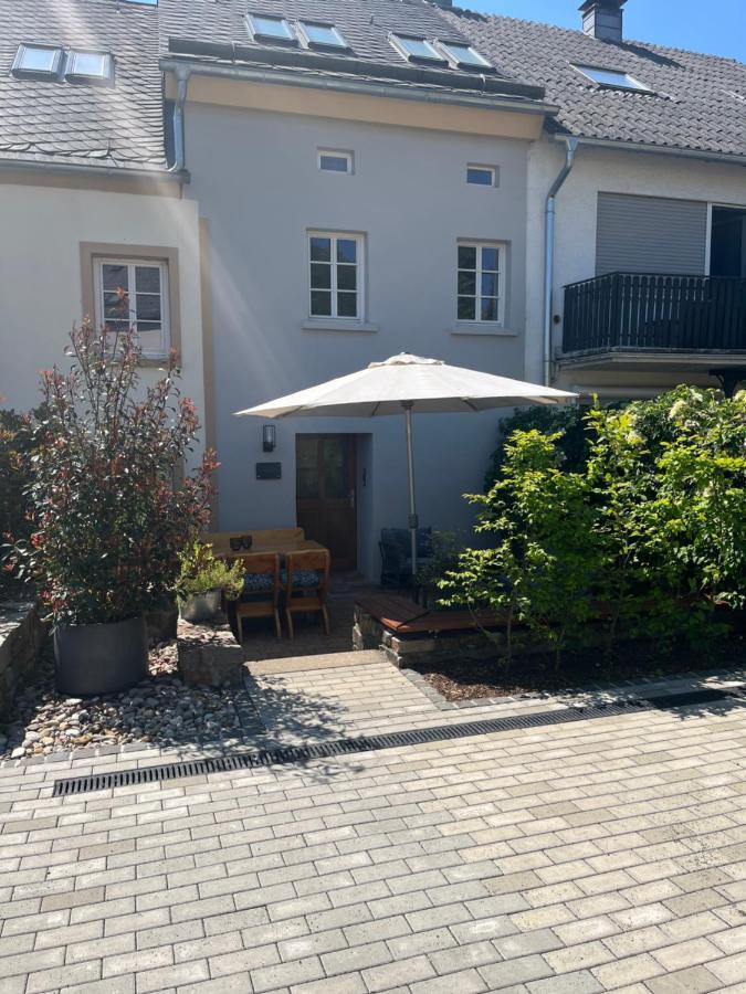 Ferienwohnung Am Wald-Und Wiesenkorb Kell am See エクステリア 写真